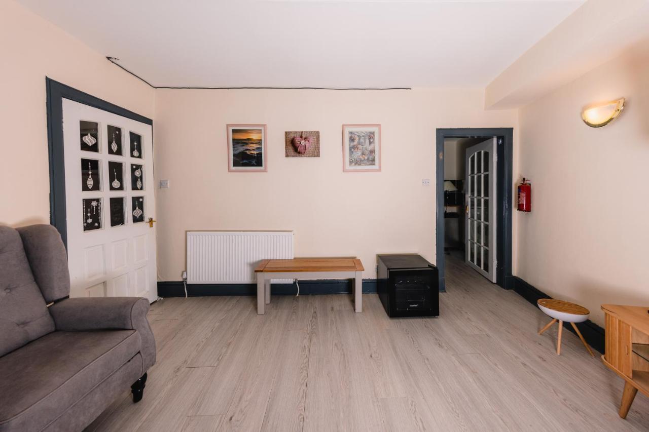 Old Town Central Apartments By The Meadows Εδιμβούργο Εξωτερικό φωτογραφία